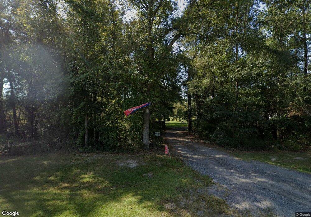 4565 Oak View Rd, Waycross, GA 31503 - photo 1