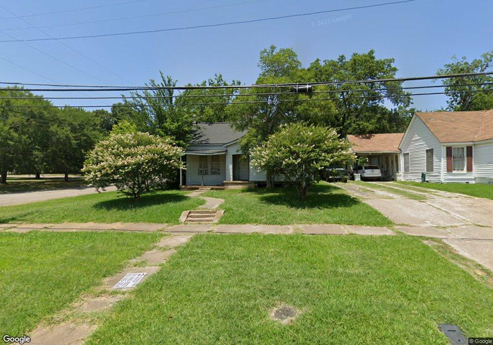 722 W 5th St, Bonham, TX 75418 - photo 1