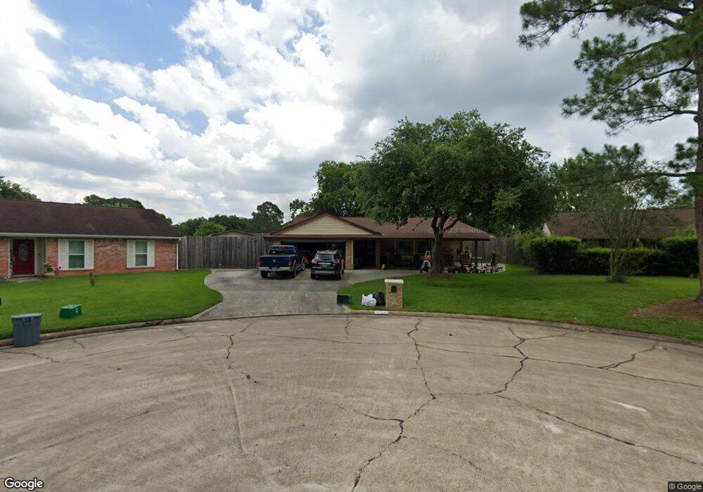 16907 Worden Ln, Friendswood, TX 77546 - photo 1