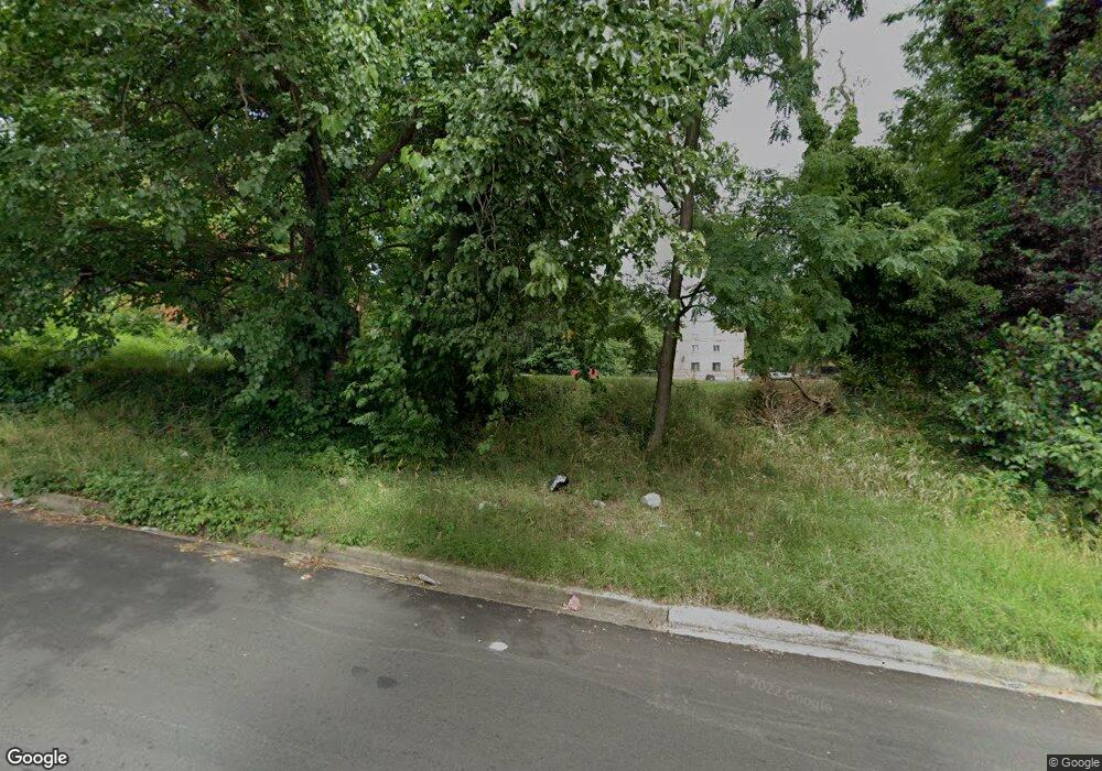 510 51st St SE, Washington, DC 20019 - photo 1