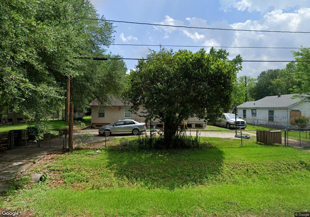 7506 Fawnridge Dr, Houston, TX 77028 - photo 1