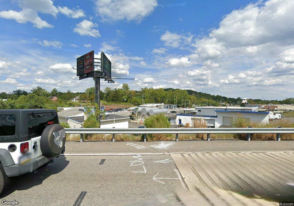 1392 Ben Franklin Hwy E, Douglassville, PA 19518 - photo 1