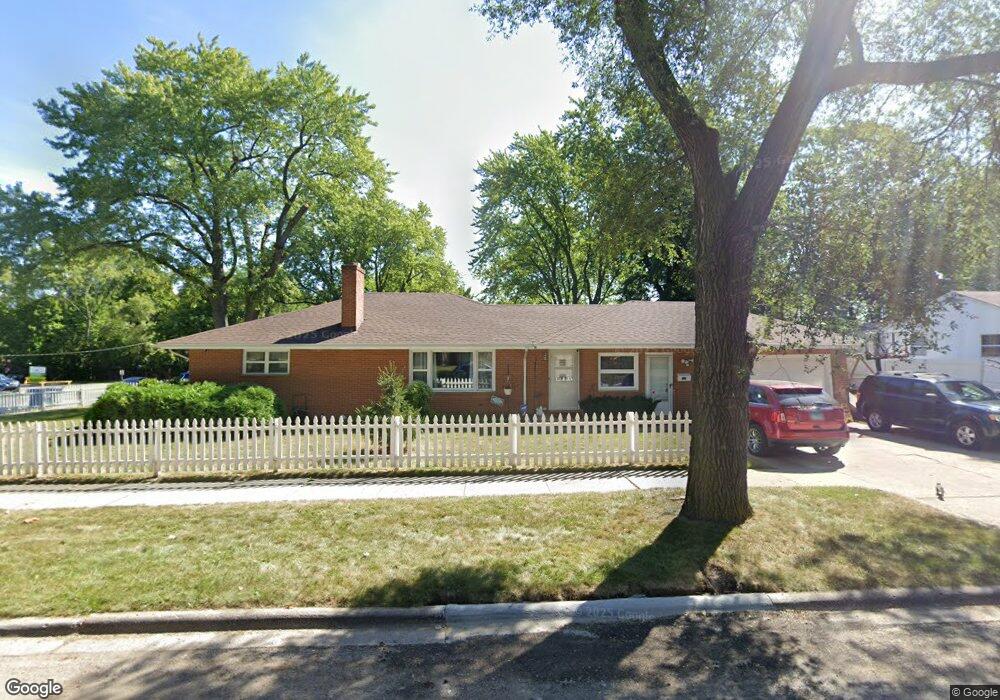 1061 Flossmoor Ave, Waukegan, IL 60085 - photo 1