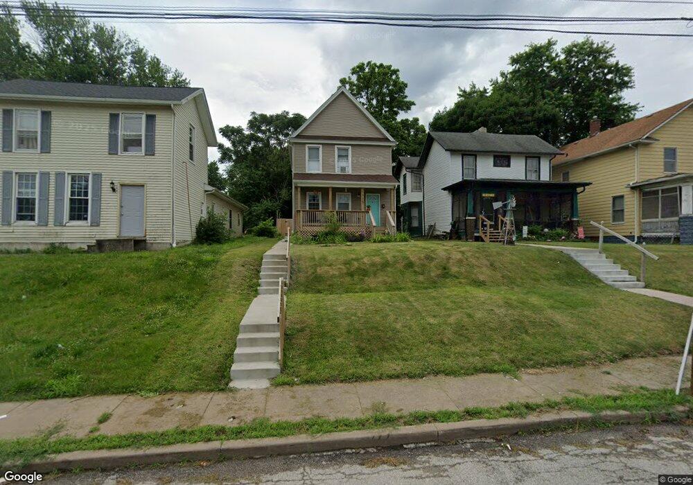 1333 E 12th St, Davenport, IA 52803 - photo 1