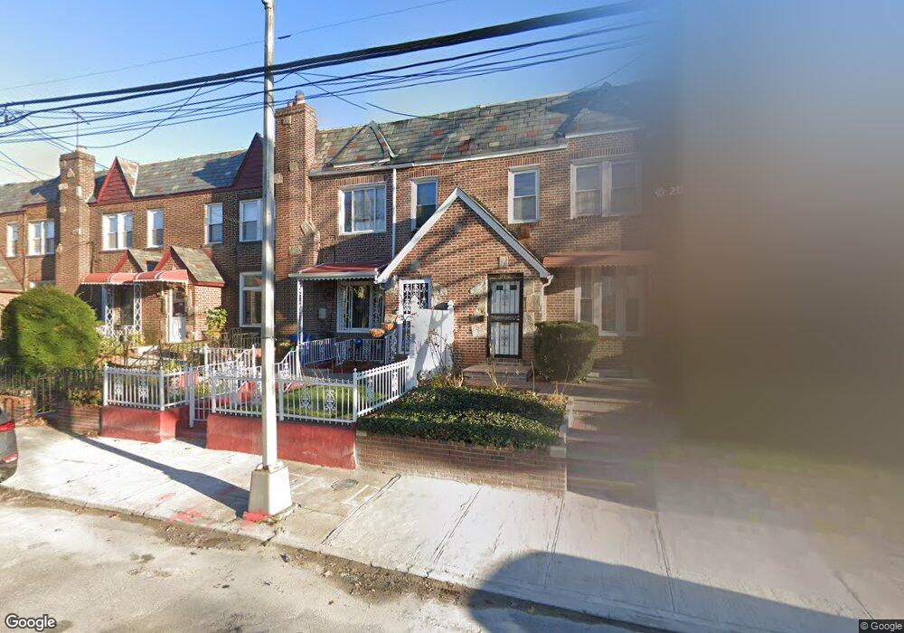 17614 Sunbury Rd, Jamaica, NY 11434 - photo 1