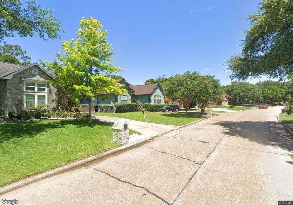 5474 Apple Blossom Ln, Friendswood, TX 77546 - photo 1