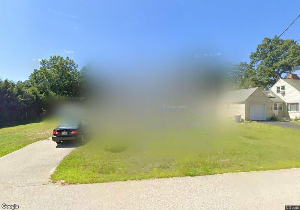 8 Newton St, Hudson, NH 03051 - photo 1