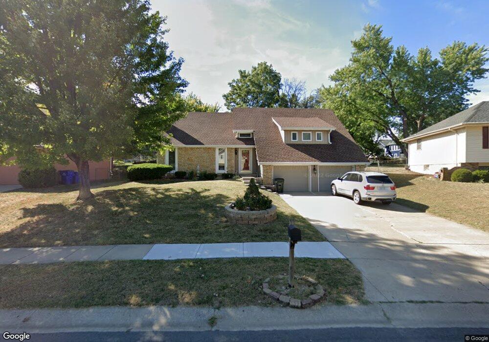 6424 Acuff St, Shawnee, KS 66216 - photo 1