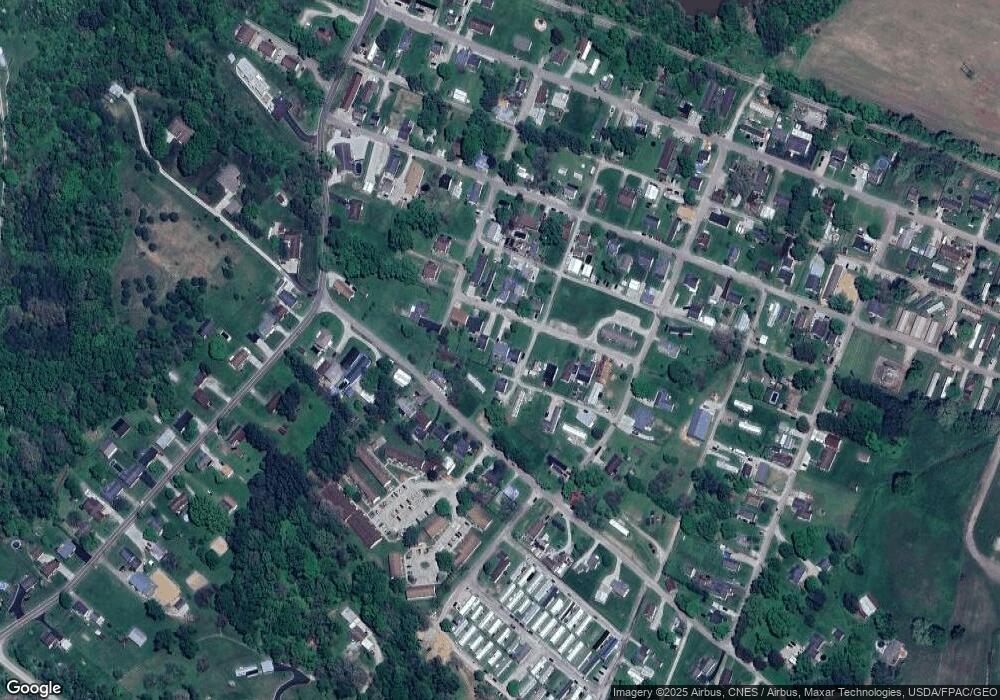 1271 Trimmer St, Logan, OH 43138 - photo 1