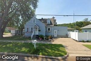 410 S Elm St, La Crescent, MN 55947
