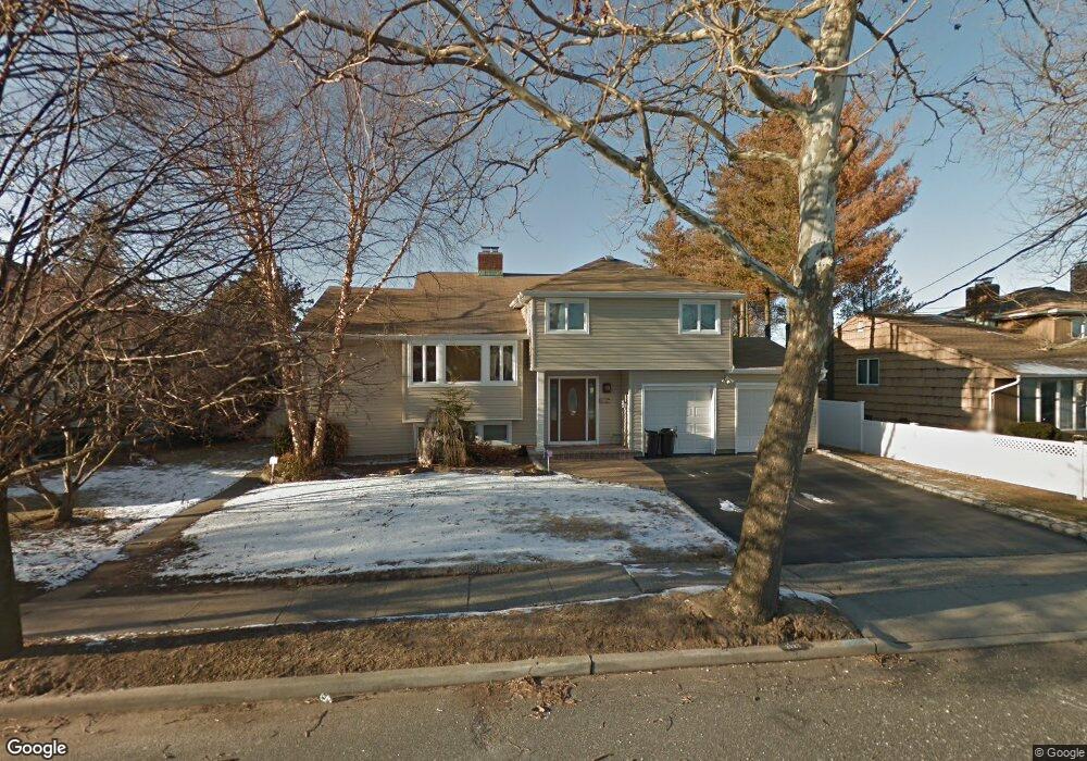 2127 Oliver Way, Merrick, NY 11566 - photo 1