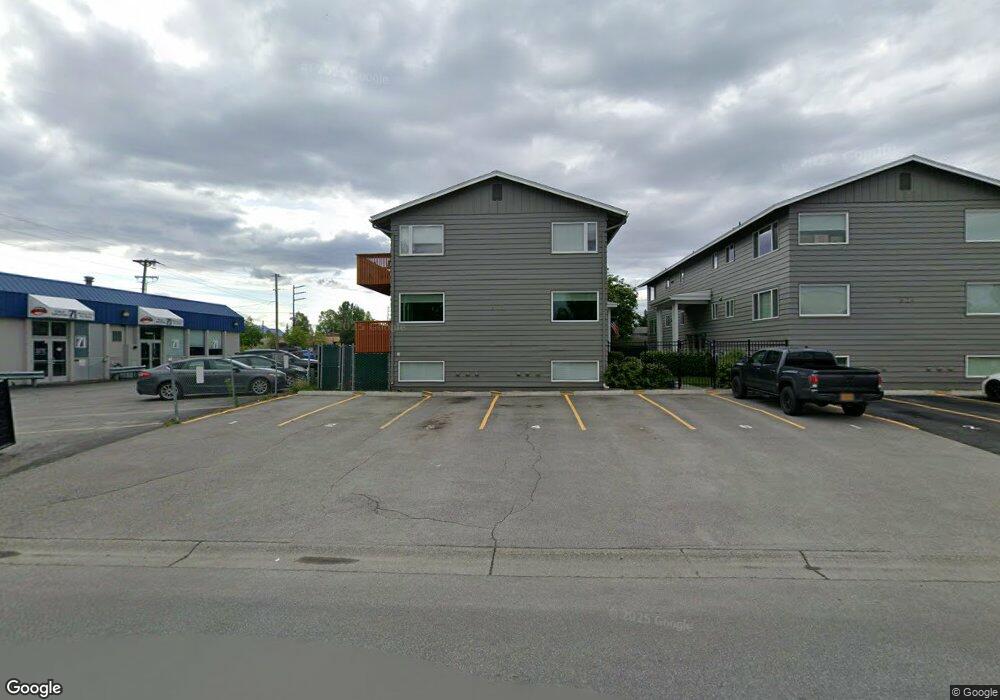 810 W 25th Ave, Anchorage, AK 99503 - photo 1