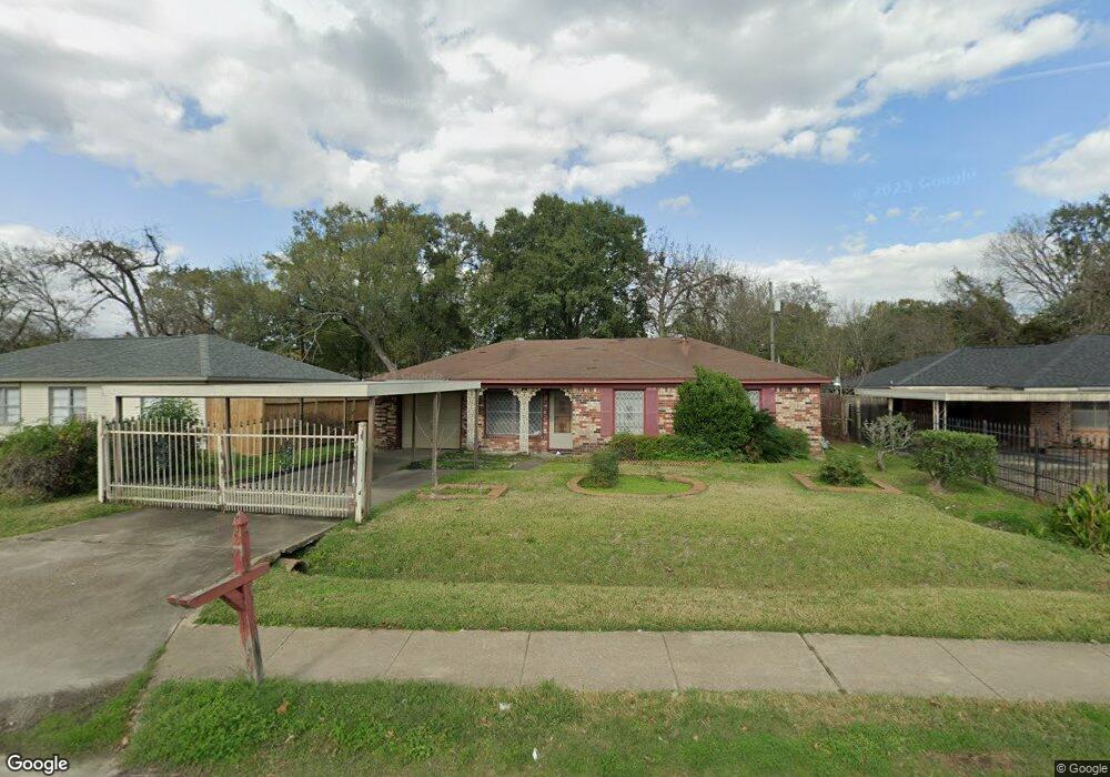 6937 Peyton St, Houston, TX 77028 - photo 1