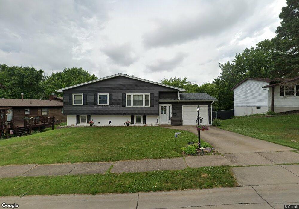5012 Northbrook Ct, Davenport, IA 52806 - photo 1