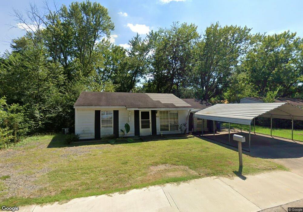 2111 Tyler St, Conway, AR 72034 - photo 1