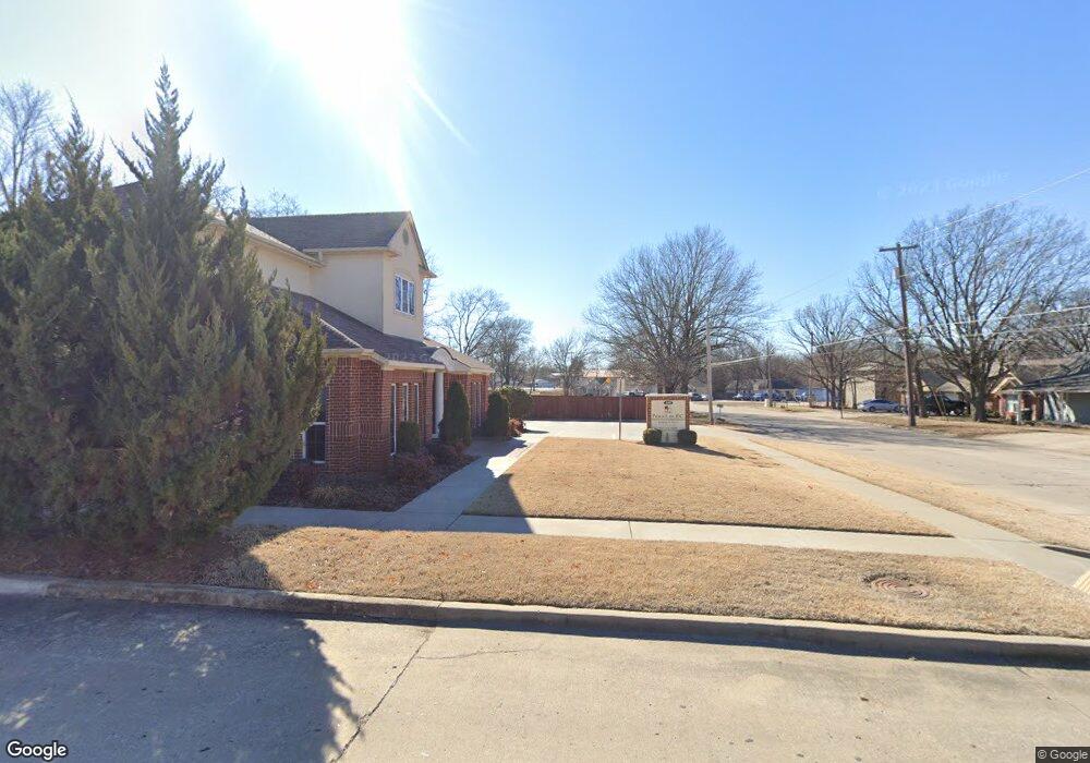 267 W Claremore St, Claremore, OK 74017 - photo 1