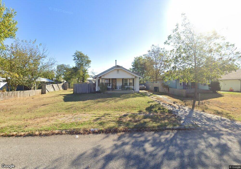 1609 N Market Ave, Shawnee, OK 74804 - photo 1