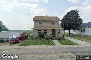 112 S 5th Ave, Forreston, IL 61030