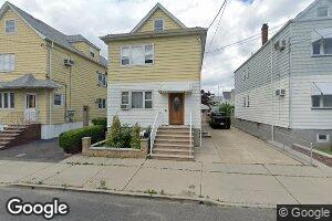 111 Mercer St, Wallington, NJ 07057