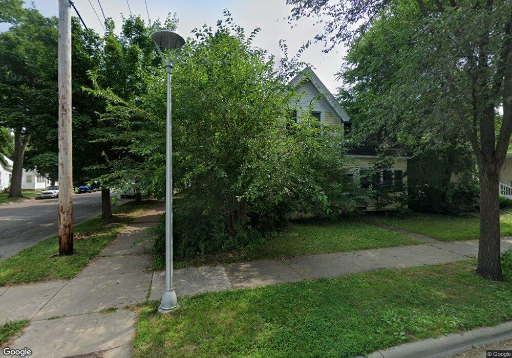 948 Johnson St, La Crosse, WI 54601 - photo 1