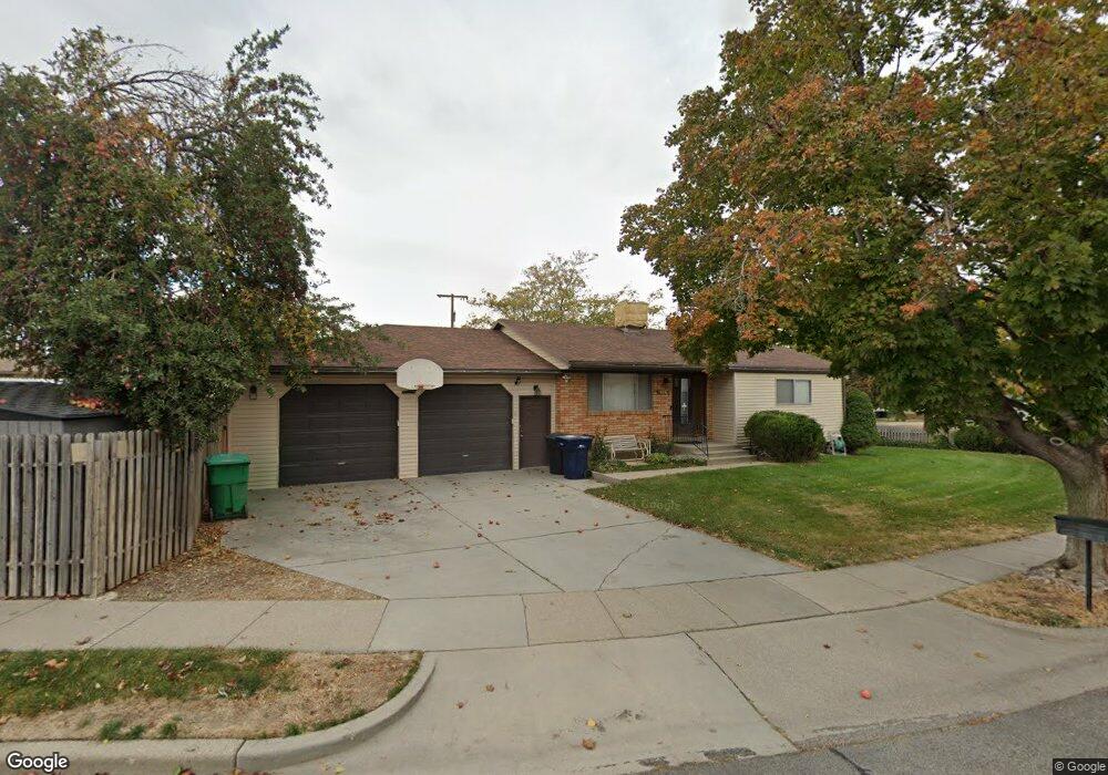 884 S 700 W, Woods Cross, UT 84087 - photo 1