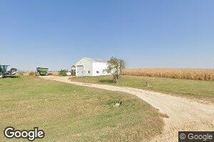 9162 Richland Rd, Cascade, IA 52033