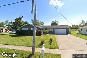 915 S Iowa St, Ashmore, IL 61912