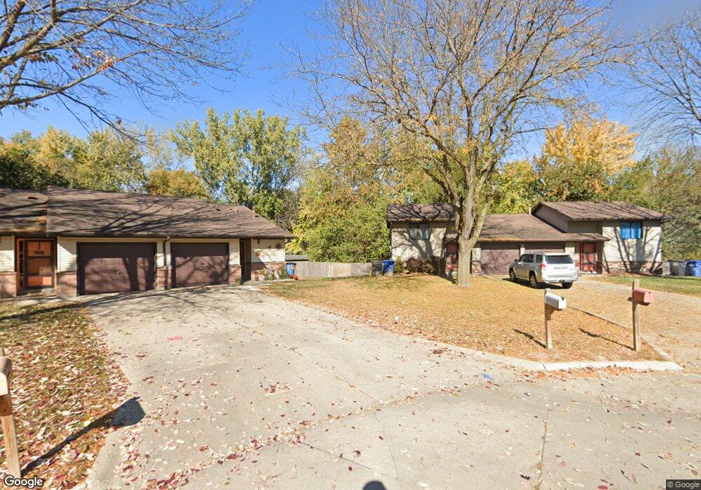 5125 Bel Aire Rd unit 5125, Des Moines, IA 50310 - photo 1