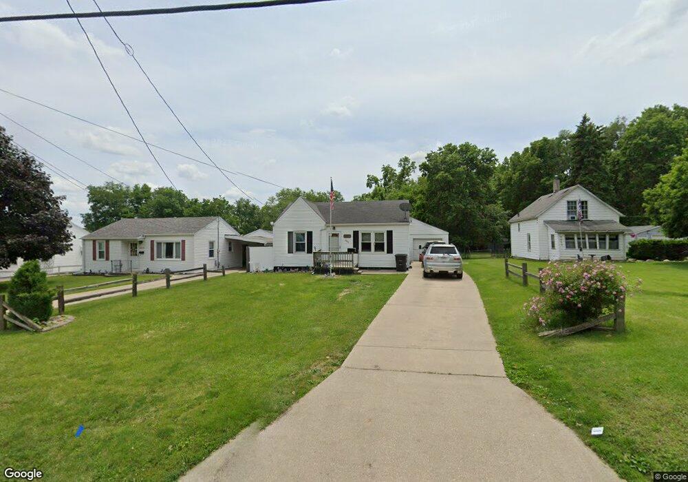 3015 E Tiffin Ave, Des Moines, IA 50317 - photo 1