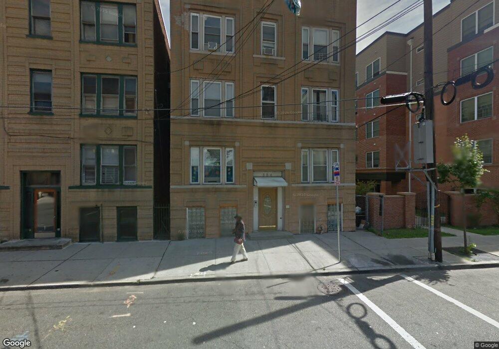 384 Bergen Ave, Jersey City, NJ 07304 - photo 1