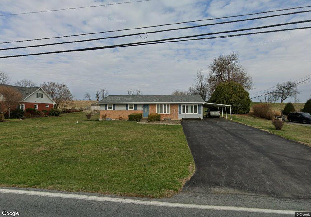 386 Snyder Rd, Reading, PA 19605 - photo 1