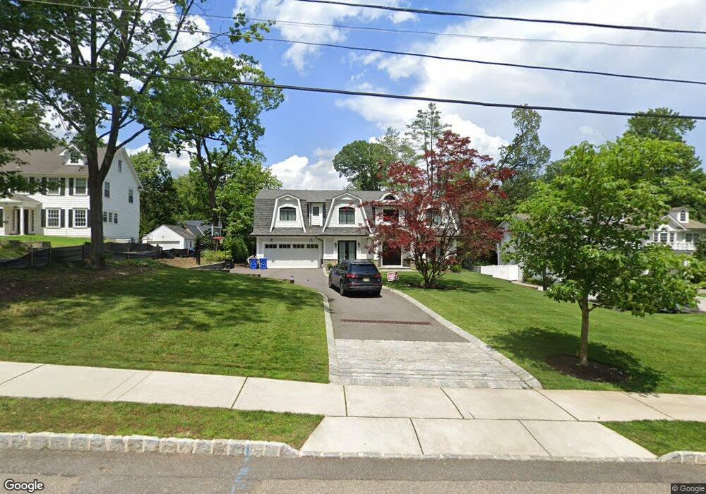 17 Mountain Rd, Tenafly, NJ 07670 - photo 1