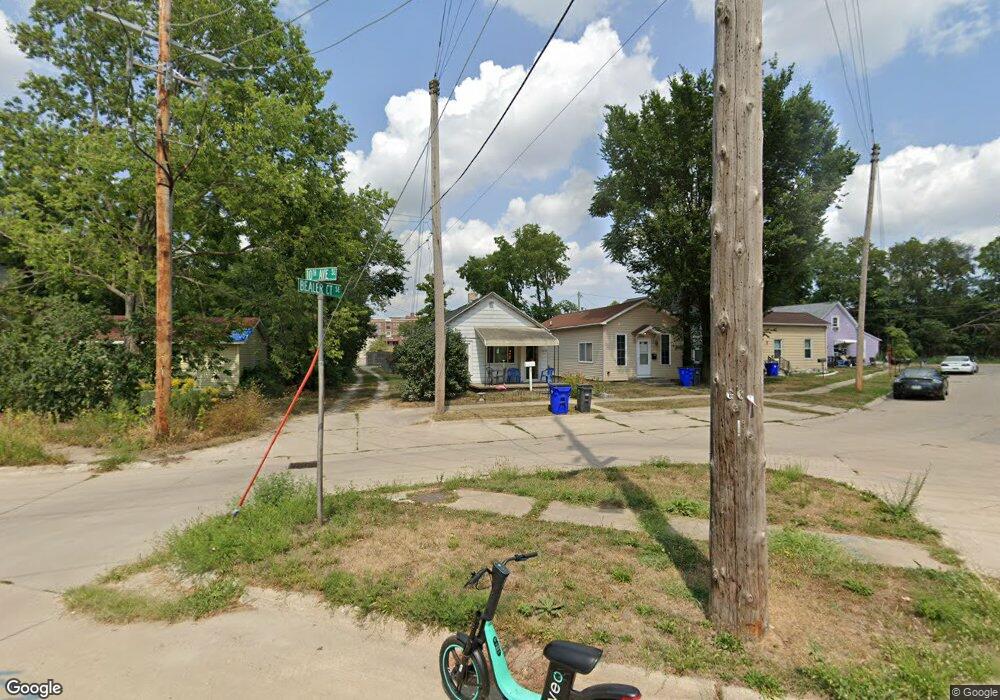 1002 Bealer Ct SE, Cedar Rapids, IA 52401 - photo 1