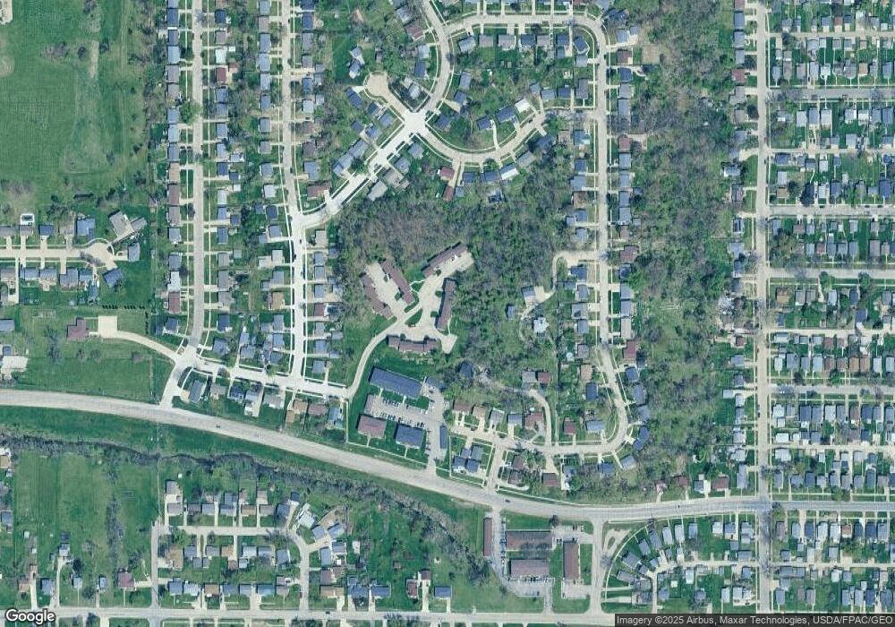 1620 Seminole Ave NW unit 1, Cedar Rapids, IA 52405 - photo 1