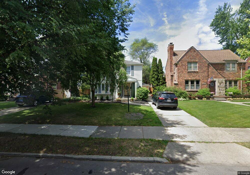 1341 Bishop Rd, Grosse Pointe Park, MI 48230 - photo 1