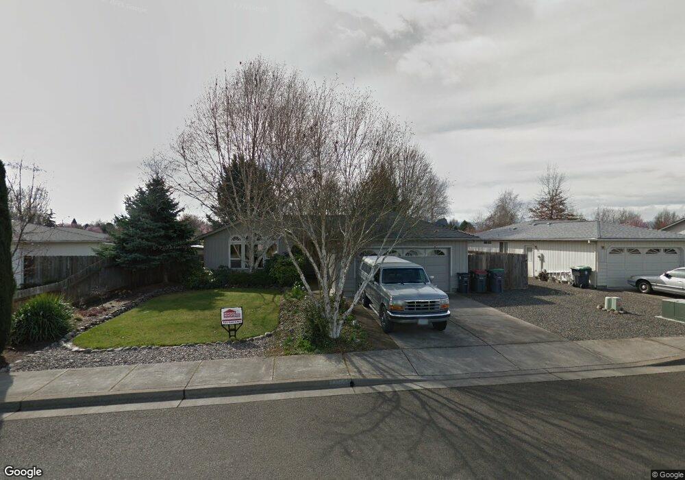 1130 Gate Park Dr, Central Point, OR 97502 - photo 1