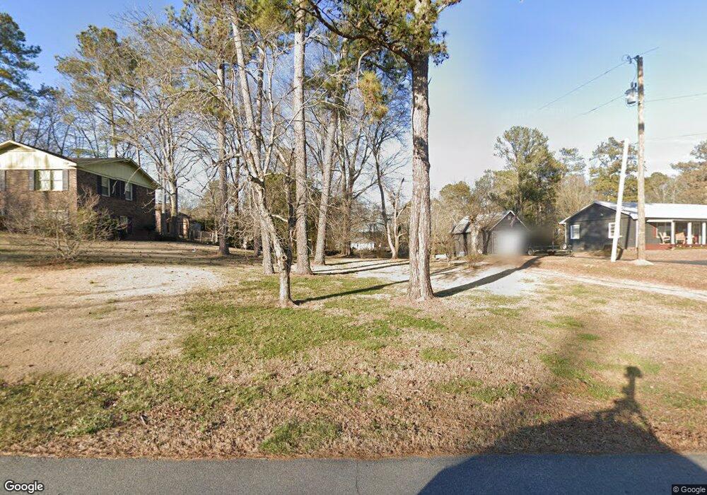209 Camelot Cir NW, Calhoun, GA 30701 - photo 1