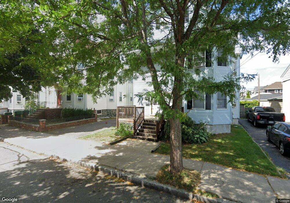 90 Kenmere Rd, Medford, MA 02155 - photo 1