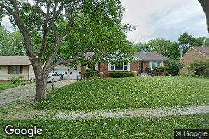 2107 S 39th St, Omaha, NE 68105
