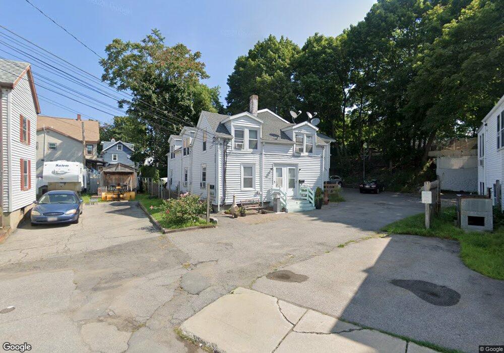 32A Everett St unit 4, Woburn, MA 01801 - photo 1