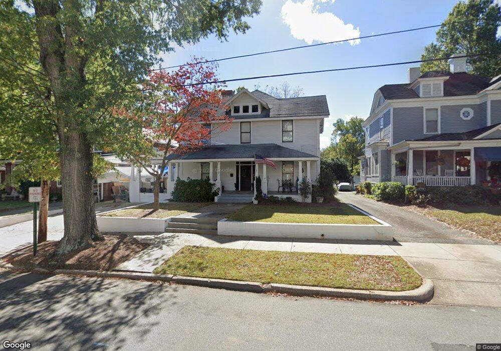 407 Walnut St, Statesville, NC 28677 - photo 1