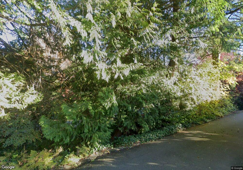 9007 SE 44th St, Mercer Island, WA 98040 - photo 1