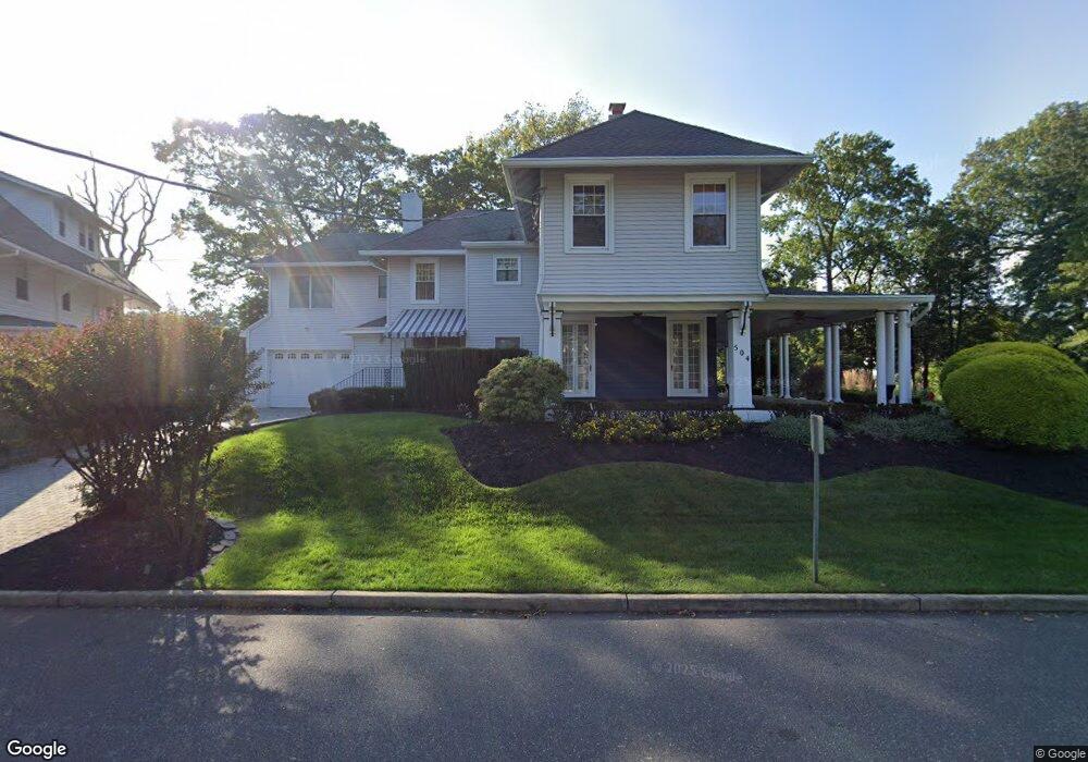 504 Cedar Ave, Allenhurst, NJ 07711 - photo 1