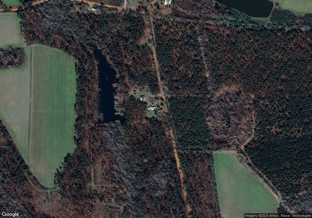 831 Elmer Grantham Rd, Douglas, GA 31535 - photo 1