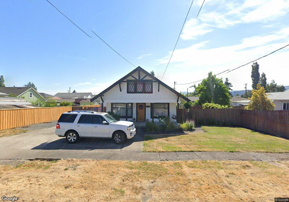 48 S 4th St, Creswell, OR 97426 - photo 1