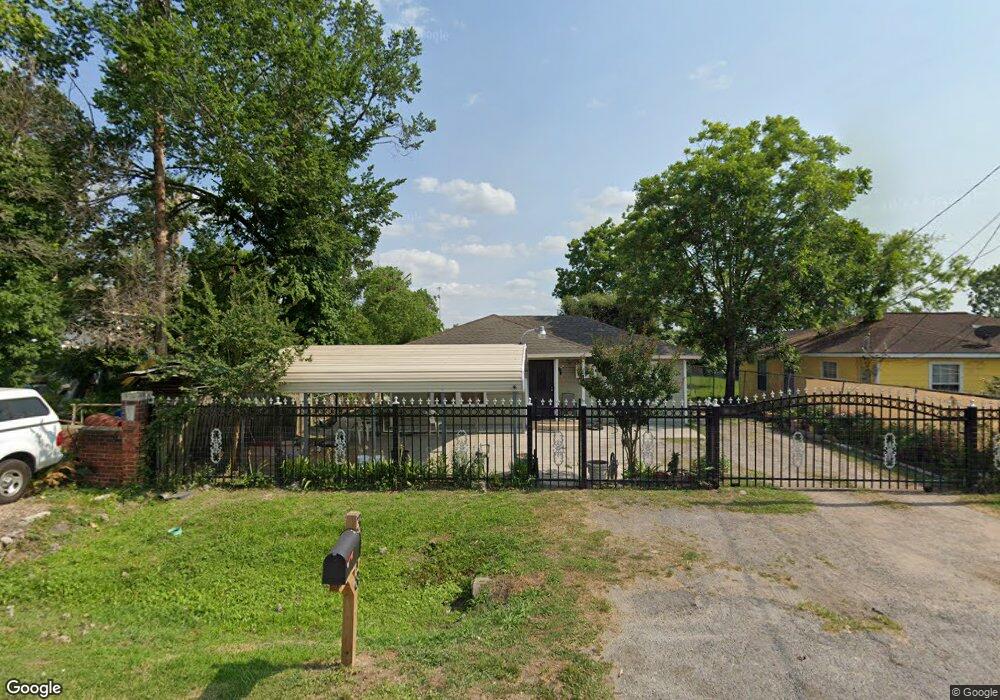 3818 Cedar Hill Ln, Houston, TX 77093 - photo 1