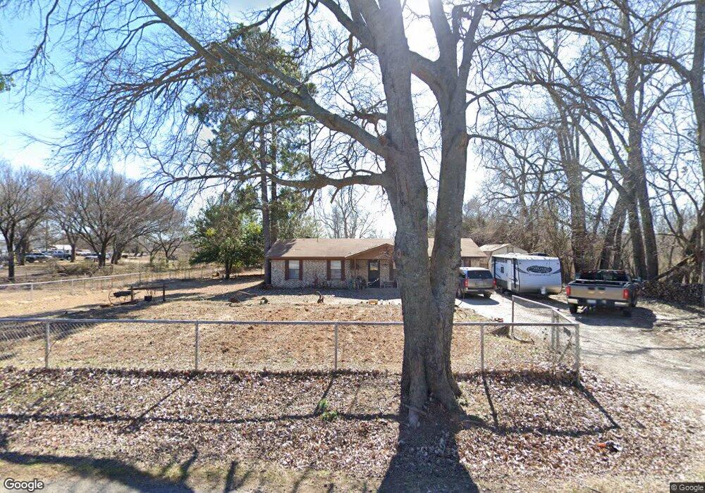 327 County Road 3696, Springtown, TX 76082 - photo 1