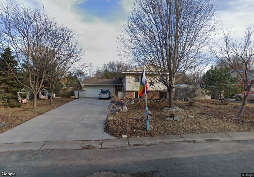 11221 98th Place N, Maple Grove, MN 55369 - photo 1