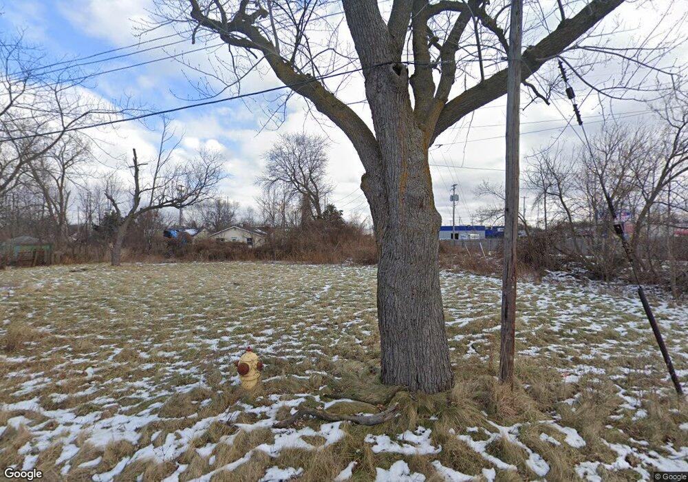 1035 Wellman St, Flint, MI 48532 - photo 1