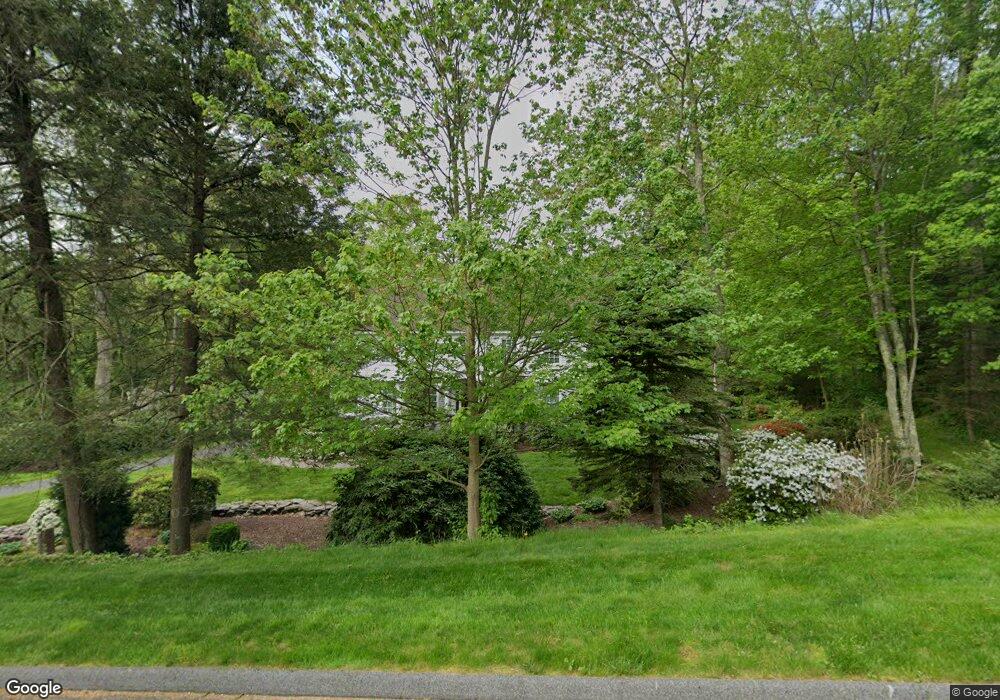 55 Barnswallow Dr, Trumbull, CT 06611 - photo 1